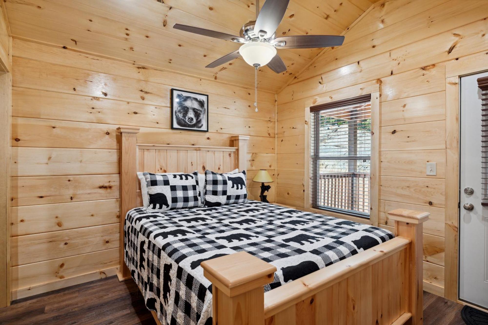 The 3 Bears Is A Newly Built 3 Bedroom Cabin Only 3 Minutes From The Parkway! Pigeon Forge Exterior foto
