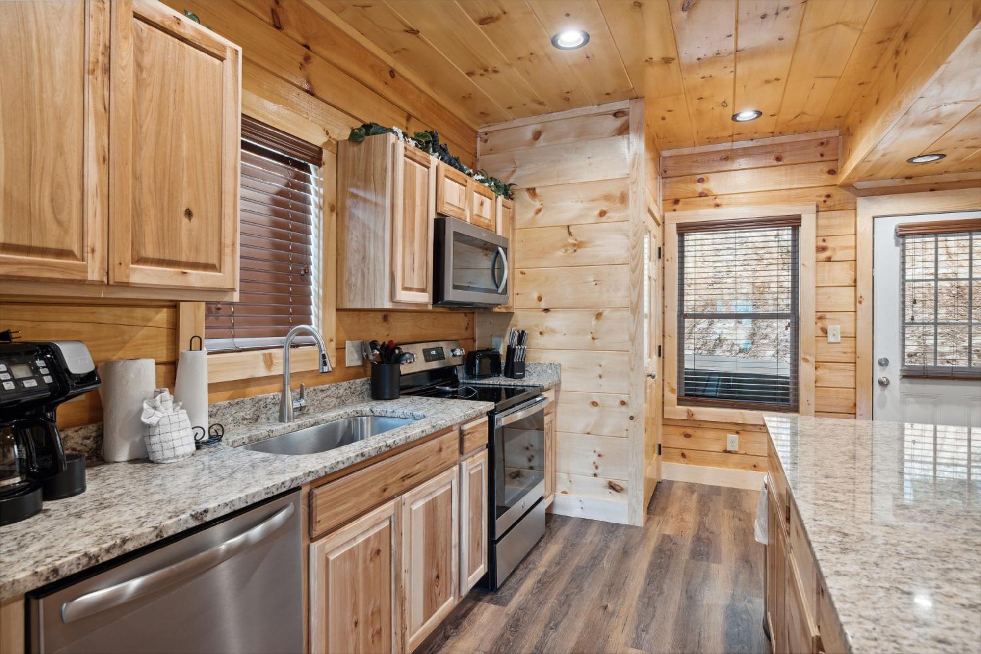 The 3 Bears Is A Newly Built 3 Bedroom Cabin Only 3 Minutes From The Parkway! Pigeon Forge Exterior foto